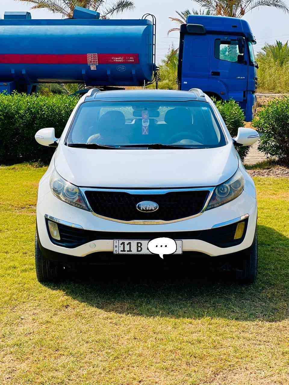 للبيع كيا سبورتج 2011 مكينة كير 
خير من الله تبريد ثلج بيها باب خلفي صبغ والباقي مكفوله ،،
فول مواصفات سعر 150 وبيها مجال مكاني بغداد حي الجوادين 
علي موازن 
 ***********
