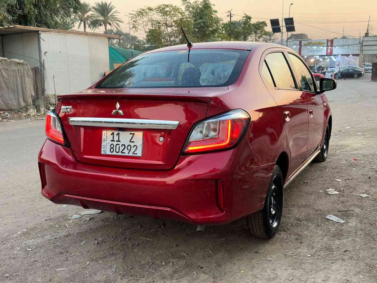 السلام عليكم ورحمه الله وبركاته
ميراج موديل 2023 حرة ماشية 20 السيارة كلش جديدة ومابية اي نقص 
صورة الحادث موجودة بدون دواخل شاصي سليم ولغد سليم  بيها 3 رصعات بالقمارة اثر النقل 
السعر 85 ورقة عنوان السيارة بغداد حي الجهاد 
***********
