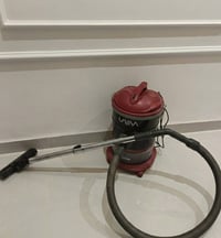 مكنسة كهرباء • مستخدم نظيف • 2200 واط