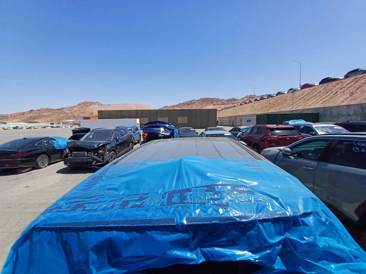 كرايسلر باسفيكا ٢٠٢٢ S هايبرد فول مواصفات vib سياحي ثلاث انضمة وارد امريكي حادث باب جنطة وباب سلايد يمين استيراد خاص ماشية ١٠٥ الف ميل شاشات كامرات داخلية وخارجية تشغيل عن بعد وبيهة مواصفات كلش هواية وعالية صور الحادث بأمريكا وهنا بعد التصليح السعر ٢٤٥٠٠ وبيها مجال بغداد الدورة  ***********
