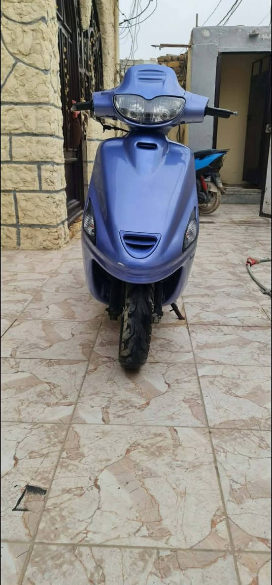 سلام عليكم دراجه فراشه فحل للبيت نضافه تخبل كهربائيات شغاله سلف هندر شغالات  باتري جديد فيتنامي الاصلي لايت امامي بك لايت شغال بنزات وره جدد ستوني شادهن بريك وره وكدام شغالات دراجه خير من الله سعر 325وبيها مجال قليل مكاني نجف شارع جامعه الكفيل مقابيل شارع 60الاول ستفسار اكثر ***********
