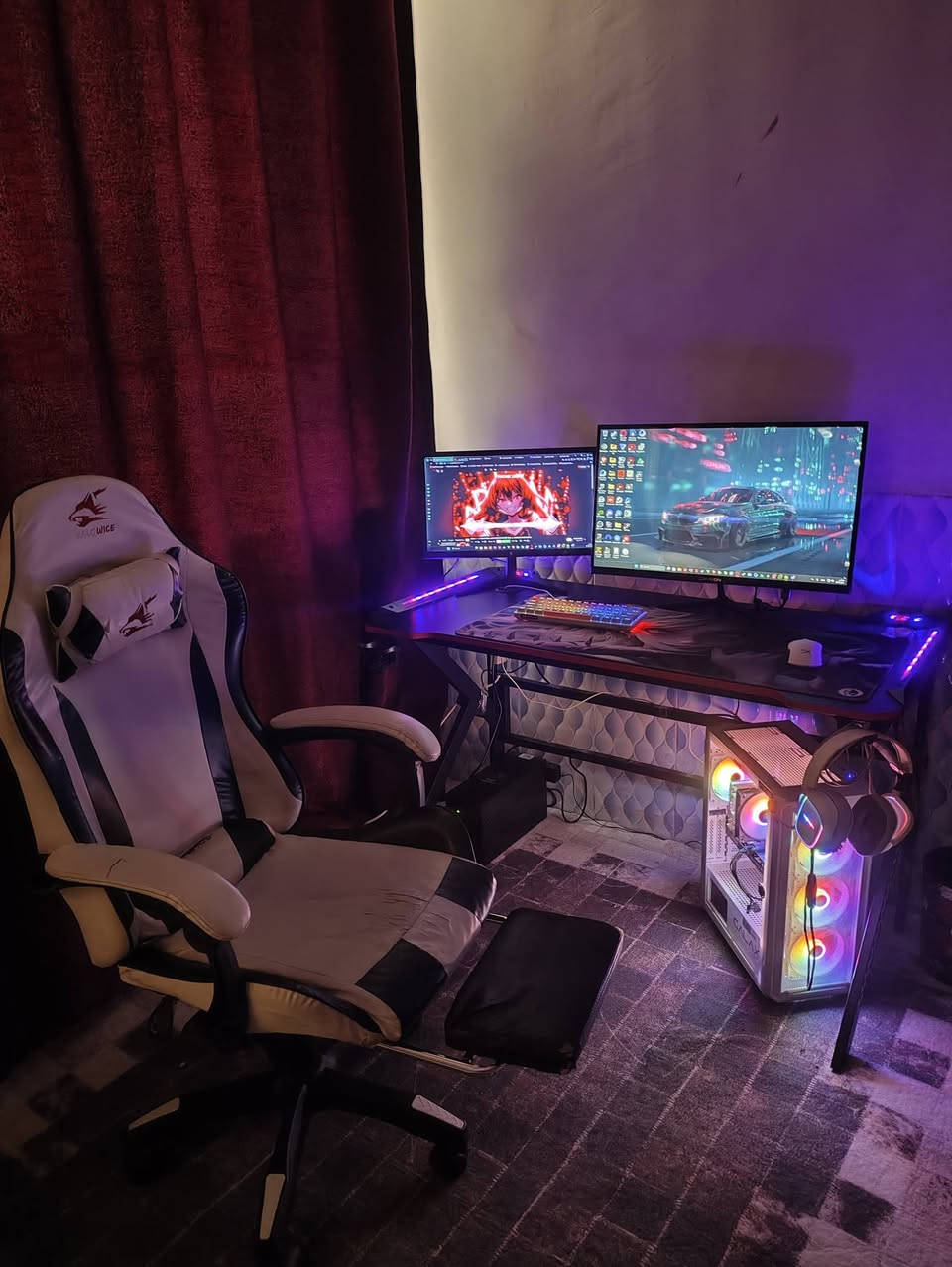 السلام عليكم تجميعه كامله ستخدام 3 اشهر

• المعالج: Ryzen 5 5500

• كارت الشاشه:   GEFORCE RTX 3060.12GB ZOTAC

• الذاكره العشوائيه :  T.FORCE 16GB RAM DDR4

• لوحة الام : ASUS PRIME B450M-ALL Windows 11

• التخزين: Lexar Nm620 M.2 2280.1TB Pcle Gen3×4 SSD

• مزود الطاقه : MSi MAG A600N 600WATT POWER 

• الكيس : GALAX REVOLUTION White 

• الشاشه الاولى:  GAME ON GOES27FHD120IPS 120Hz

•الشاشه الثانيه : HM 22inch CCTV MONITOR 

الملحقات 

• لوحه المفاتيح: REDRAGON AKALI RGB

•الماوس :HYPER X HASTE 2 Bluetooth

• يوبي اس : UPS STAR POWER 1500 VA-24V-ECO

• ماوس باد كيمنك حجم كبير 

•كرسي كيمنك شركه  KALO WICE

• ميز لون اسود حجم كبير بي اضائه RGB 

• سماعات : MARS GAMING RGB مع المايكروفون 

...............................................................

ابيع كامل المكان كوت 

 الكارتونات مال غراض موجوده

توصيل ماعدي تجيني للبيت تفحص وتاخذ

الاستفسار الاتصال *********** واتساب

سبب البيع عدم التفرغ 

 السعر 1500
