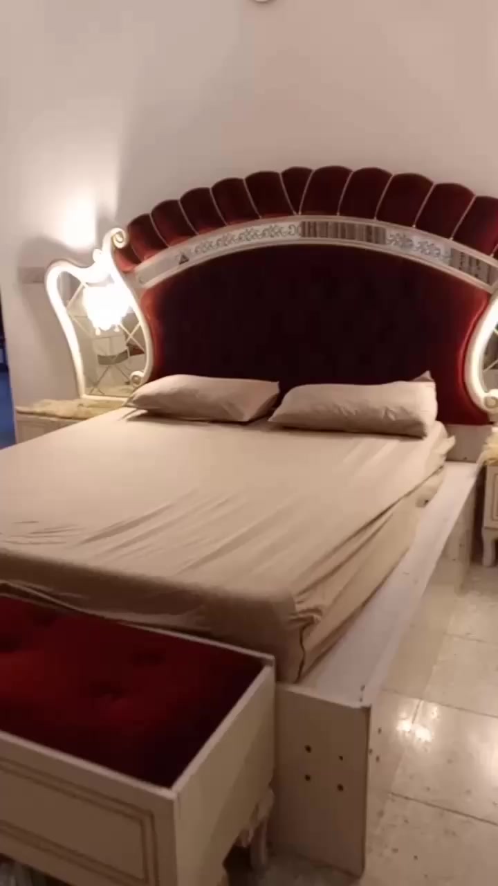 غرفة نوم تركية مستعملة للبيع
عنوان بغداد الحسينية
السعر ٨٠٠


**إذا كنت صاحب هذا الإعلان وتريد حذفه لأي سبب، رجاءا أرسل رسالة إلى الدعم الفني**