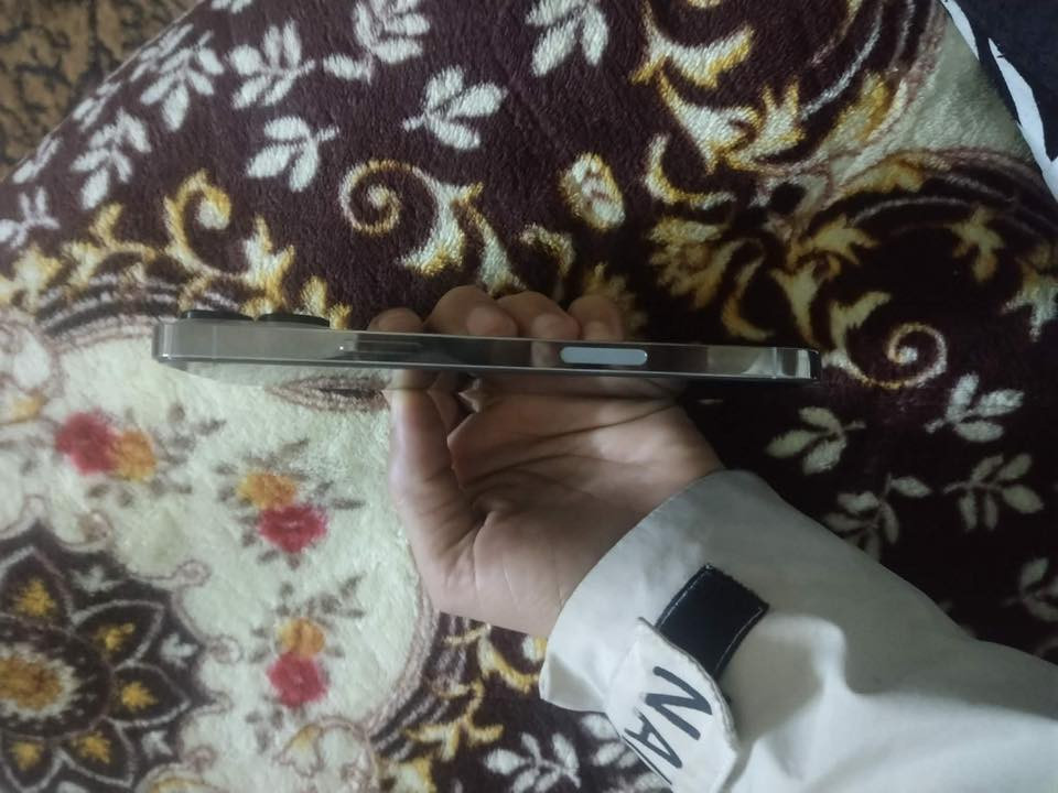 آيفون 13 برو ماكس
ذاكره 128
نظافه 100‎%‎
تك سيم 
مبدل بطاريه فقط 
السعر 520 
***********
+واتساب
