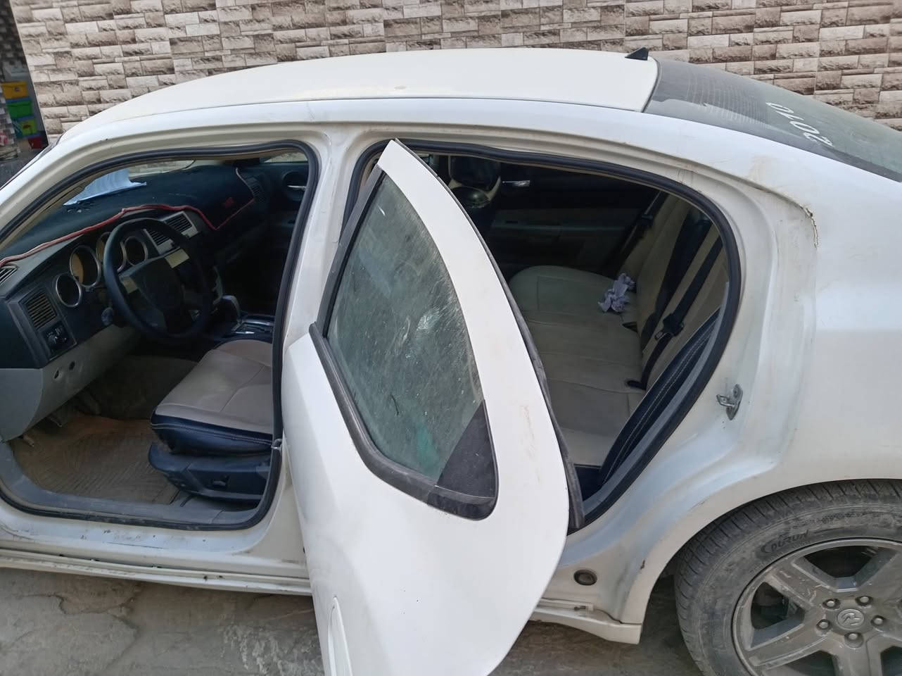 للبيع فقط موديل 10 كص جنطه متوئم اربيل رقم و سنويه طبق الاصل
خليجي فول ٢ شاشات بلاد كلشي شغال
المكان ميسان السعر 34
*********** اتصال فقط مكلف بالنشر
