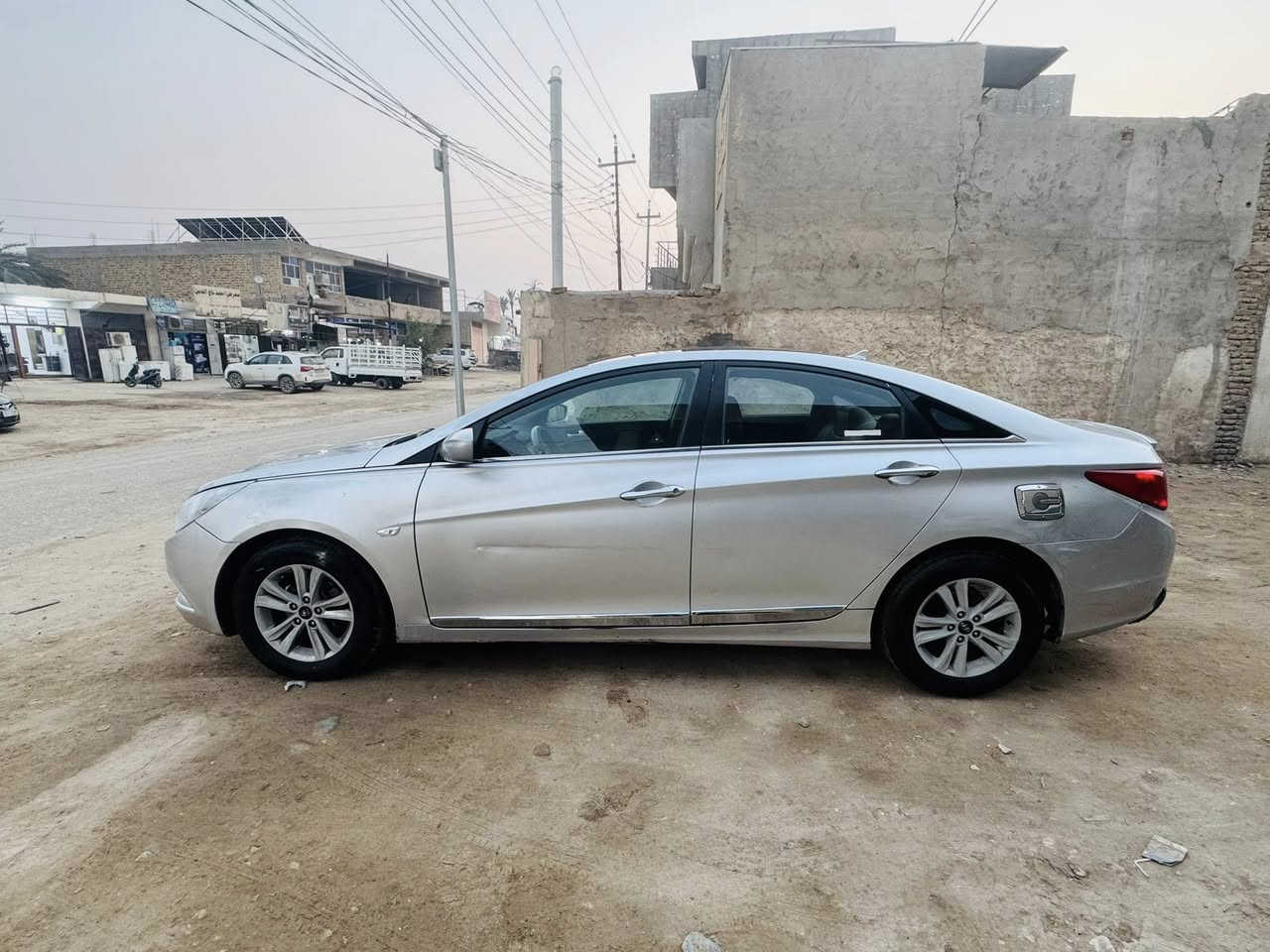 سوناتا 2011 سياره جديده مكفوله من الحادث ومن الصبغ ومن التبديل محرك 2400دوش محرك كير حداديه تبريد كله جديد سياره جاهزه من كلشي السعر 89 رقم اربيل دولي تحويل وكاله اني حاضر *********** مكاني حله المركز
