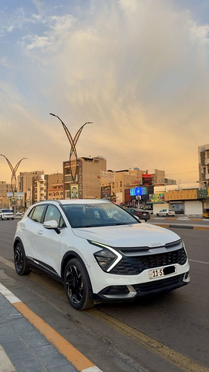 السلام عليكم 
سبورتج 2022 
ماشيه 76 الف
بسمي بغداد مكانها بغداد شارع فلسطين 
مكفوله كفالة عامة فقط بارد بسيط جداً بلجاملغ الامامي فقط 
حتى الدعاميات كفاله من الشخط
السعر 208 ورقة بيها مجال بسيط للشراي 
***********
