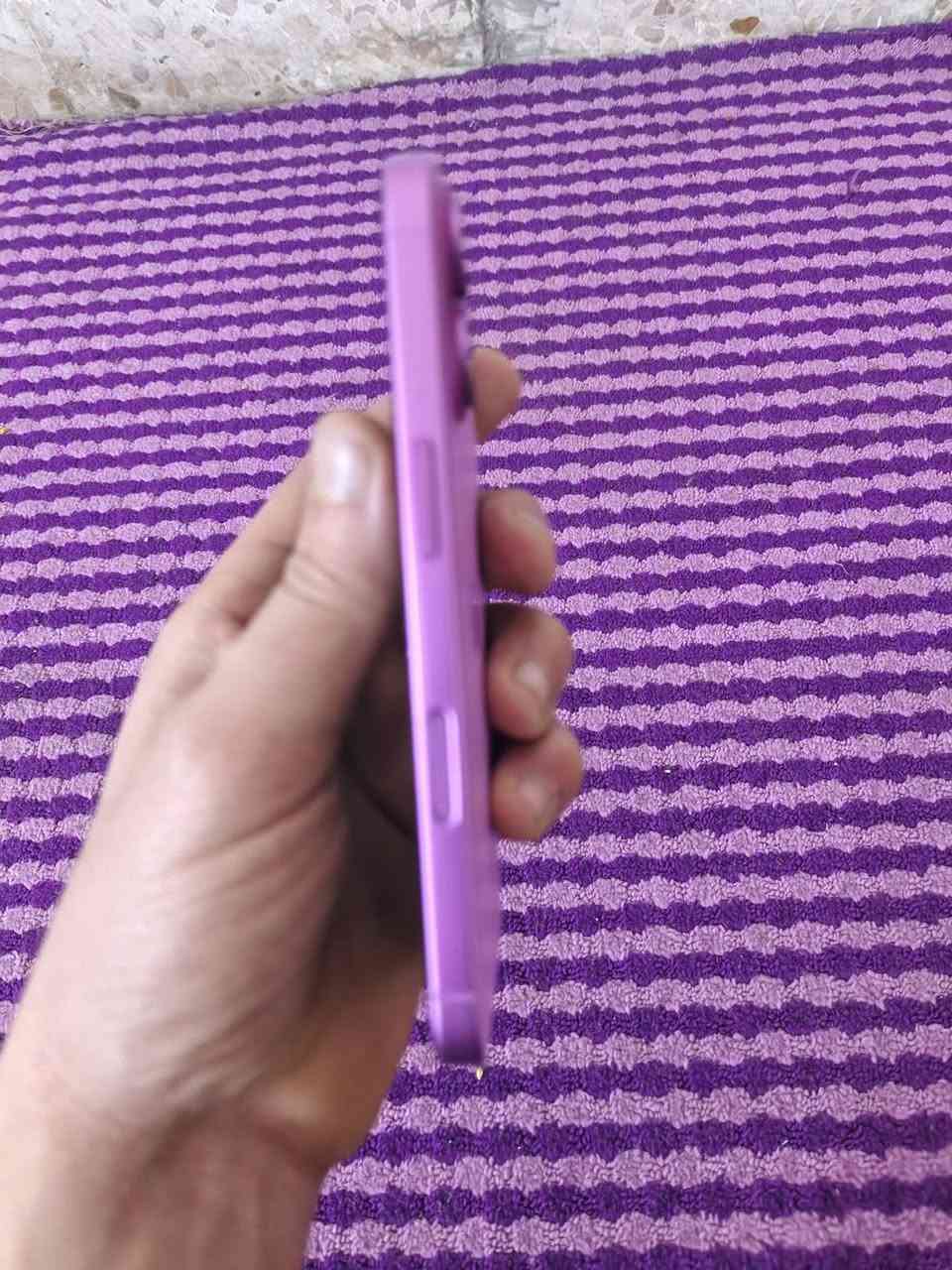 ايفون ١٦ عادي
للبيع 
ذاكرة ١٢٨ 
دبل سيم 
نظافه ١٠٠/١٠٠
مشحون ٦٩ مرا 
السعر ٩٠٠ قفل


**إذا كنت صاحب هذا الإعلان وتريد حذفه لأي سبب، رجاءا أرسل رسالة إلى الدعم الفني**