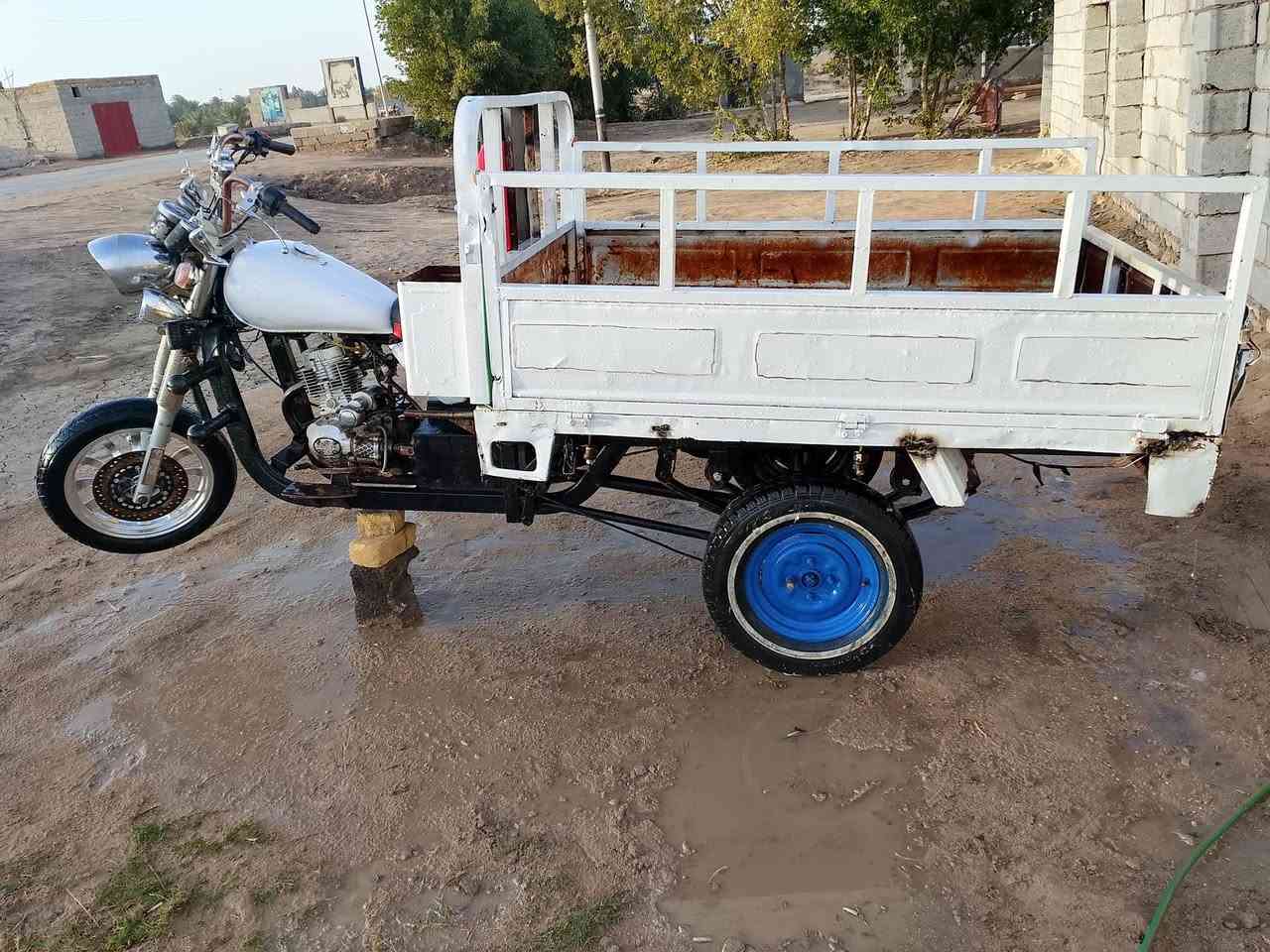 سلام عليكم ستوته لبيع مديل 7باب ثاني رقم اسود ستوته بيه خياس بل شاصي اكسن 17مكينه مفتوحه بس ناعمه "سعره 850 ،،***********
