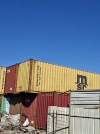 حاويات • بغداد الطالبيه • جيدة جدا