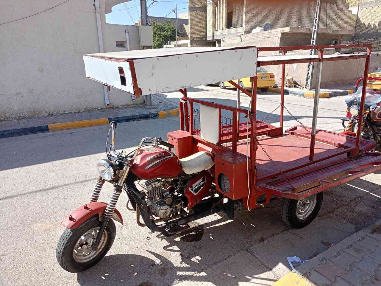 السلام عليكم ستوته للبيع موديل 14 سلف هندر مكان طشاش شارع القاضي السعر 900 بدون محجر ***********
