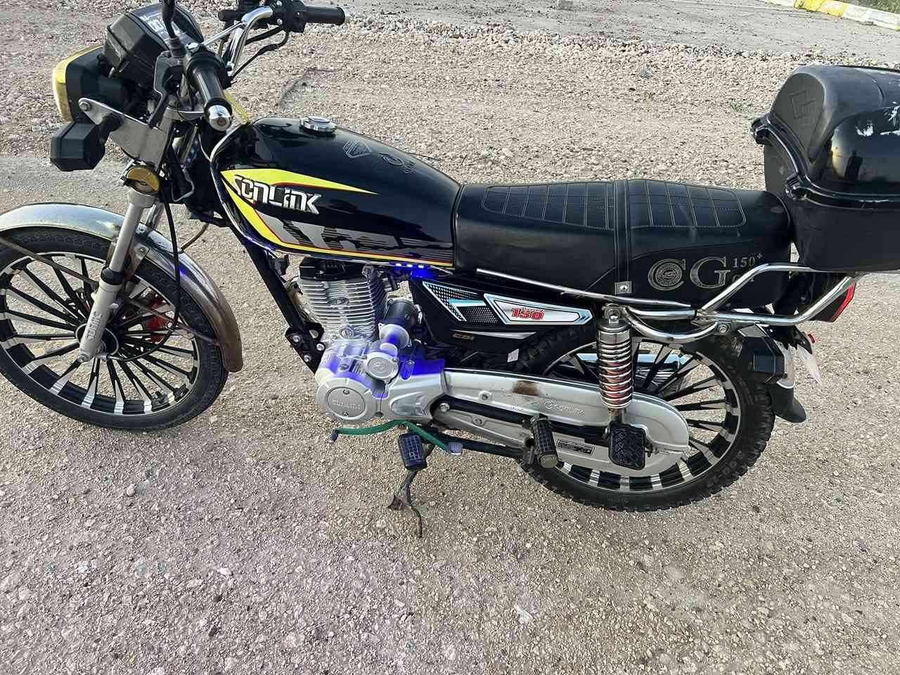 السلام عليكم إيراني سونلك موديل24 محرك 150 كبس ممفتوح للبيع السعر 750 وبي مجال العنوان قضاء الخالديه***********
