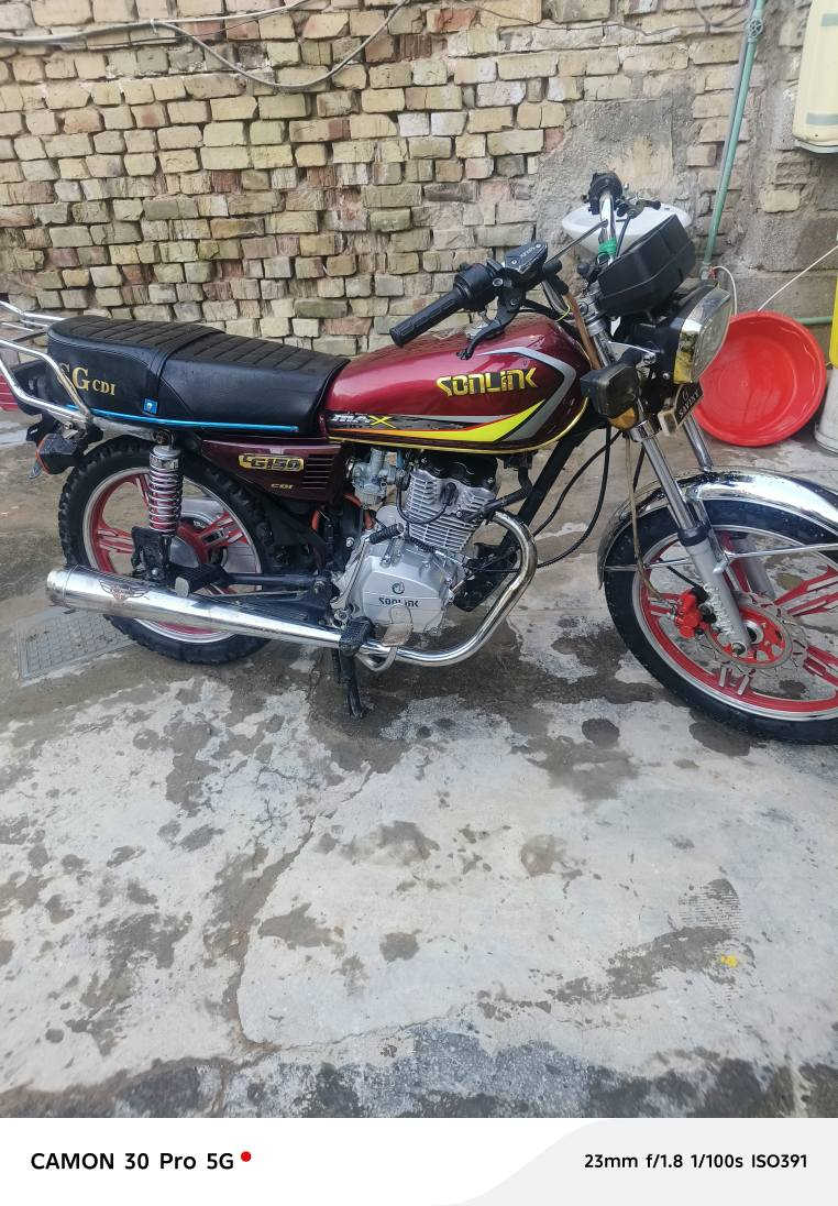 السلام عليكم سولنك دراجه جديده موديل2023 دراجه كفاله عامه مكينه مكفوله من كلشي اوراق سلف وهندر مكاني بغداد مدينه الصدر السعر 600 رقمي *********** بغداد, العراق
