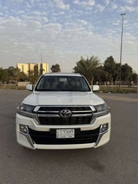 سلام  عليكم  للبيع لاندكروز VXR   V6   موديل 2021 بحريني كراند تورنك  ...