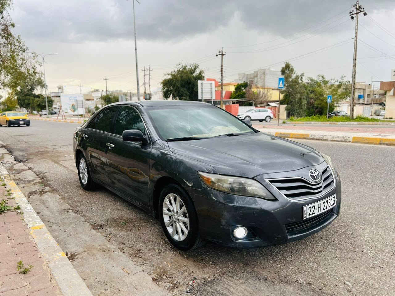 كاميري موديل 2010 وارد كندي رقم اربيل دولي سنه ويه جديد لحد 28 شرت تحويل 
أو وكاله بدون غرامه دفتر بنزين موجود 
محرك و كير تبريد صدر تايرات كله بشرت 
بدون ضرر بدون دواخل فقد جاملخ و باب تبديل بدون دواخل ول باب بس سبخ 
ولباقي مكفوله صعر 102 بي مجال عشرايي 
***********
*********** كركوك, العراق
