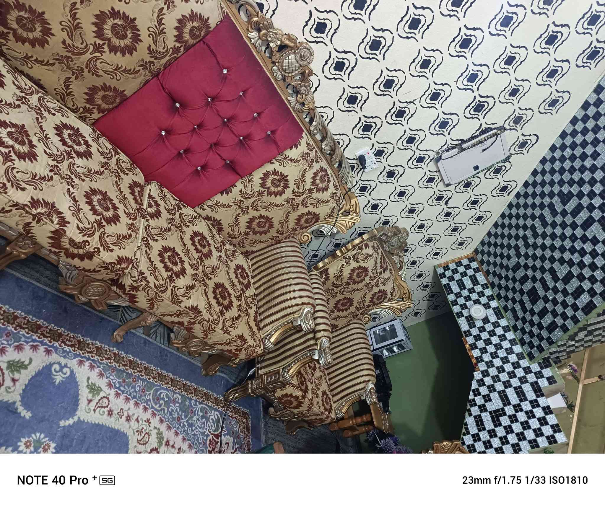 تخم عشر مقاعد نظافه فول مكان كاطون سعر ٣٥٠ بي مجال قليل ***********
