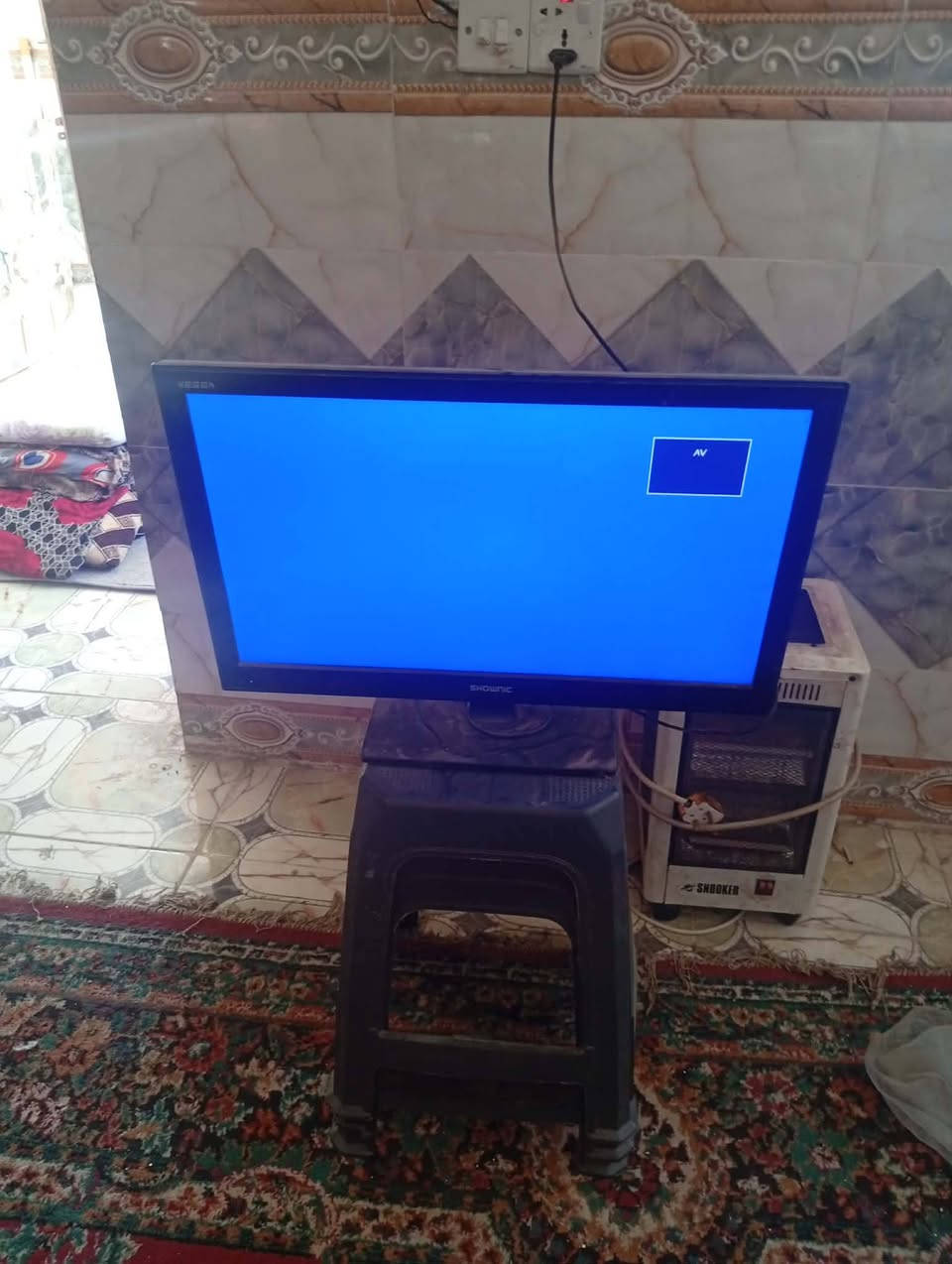 مفرغة مال كاونتر استعمال قليل جدا جدا
شاشه صغيره شغاله على فحص 
شاشه اكبر منه عاطله الاضاءه فقط ماداخلات تصليح 
***********
