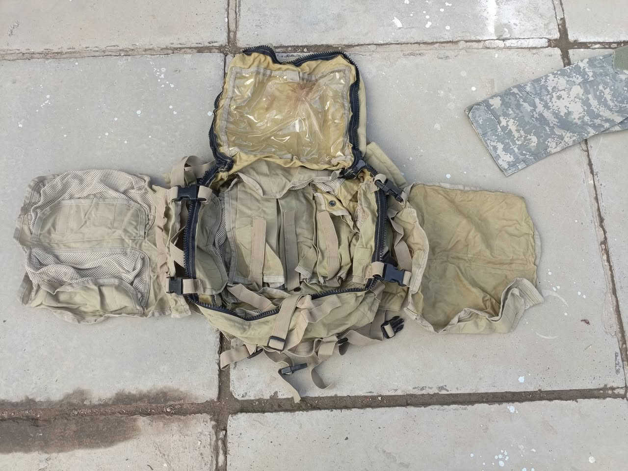 السلام عليكم عندي هذني  رايدهن 25فقل. مكاني بغداد مدينة الصدر


**إذا كنت صاحب هذا الإعلان وتريد حذفه لأي سبب، رجاءا أرسل رسالة إلى الدعم الفني**