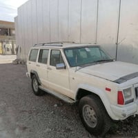 جيب للبيع سنويه صقطه صحبه موجود السياره جنت محوره كير ومحرك بطه شلت ال...