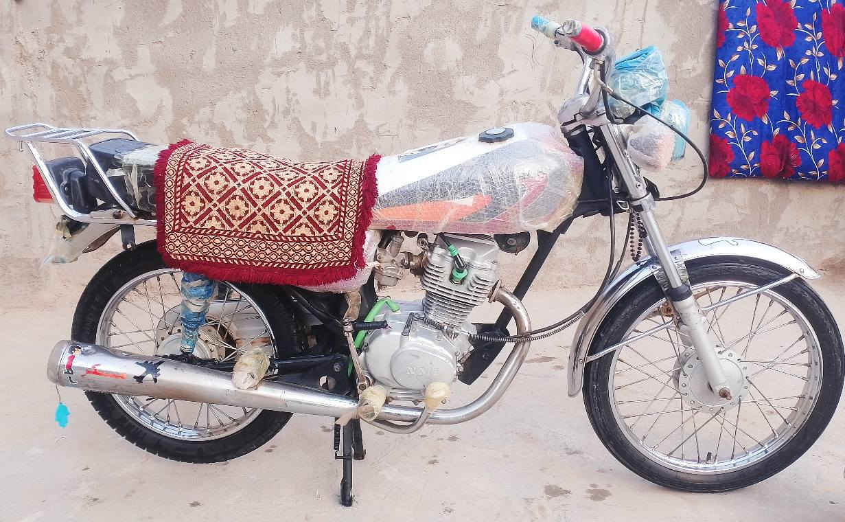 السلام عليكم نامه كلك  للبيع شلعه ومعدل فول  مكان القاسم سوق دوهان السعر 375 وبيها مجال ***********
