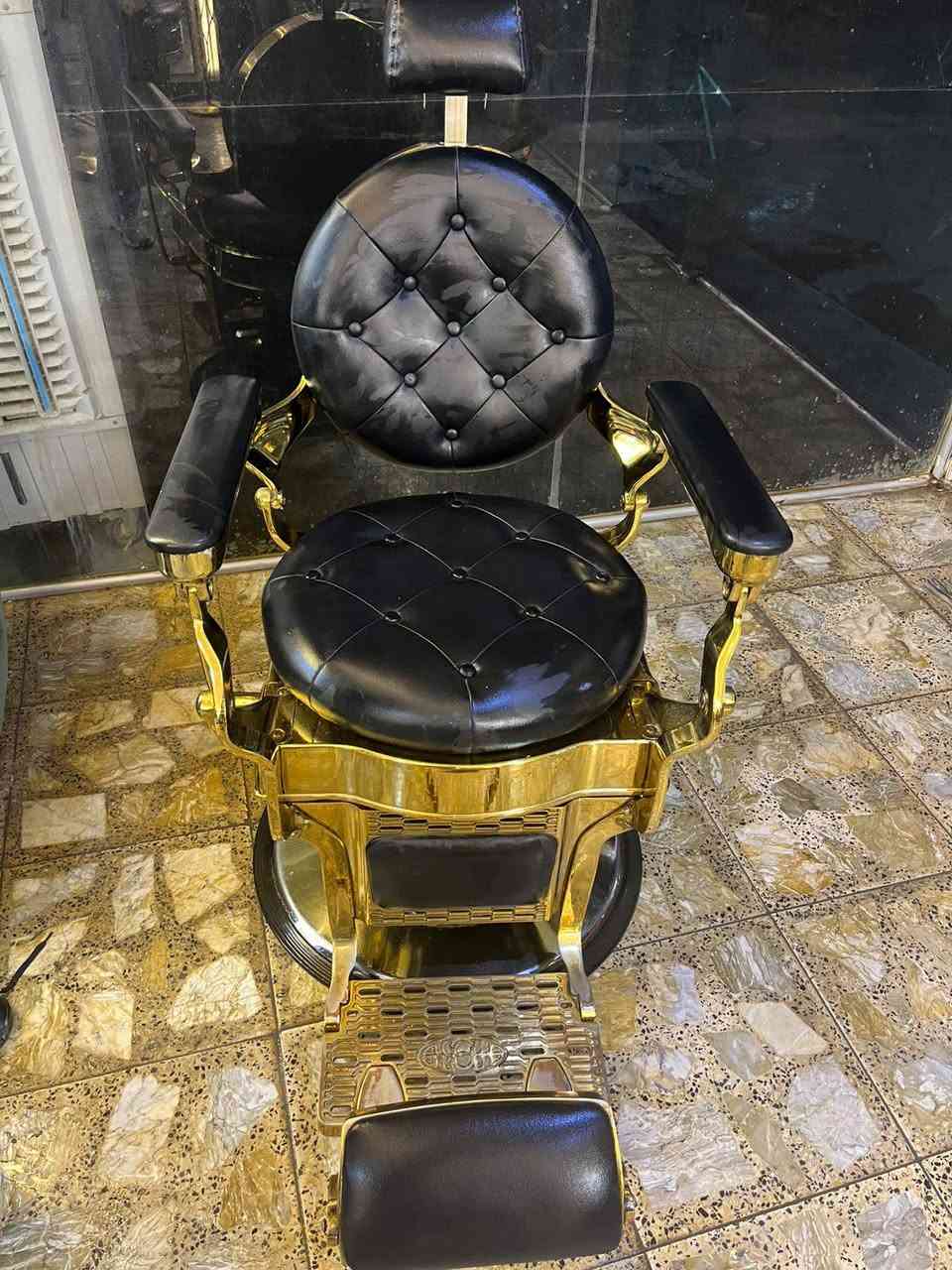 كرسي ملكي حجم ثقيل للبيع السعر 550للتواصل وتساب ***********
