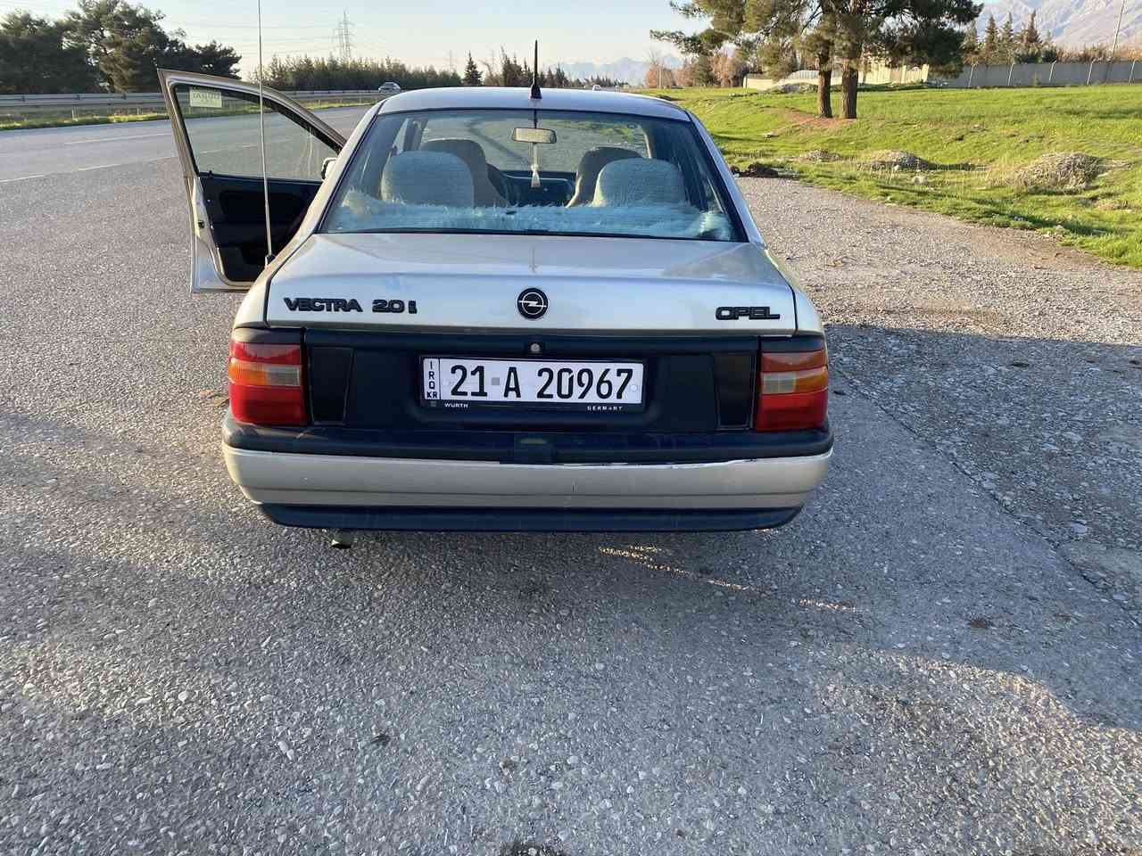 نرخی 36 و نیو
ئۆپڵ ڤیکترا 
مۆدێل 90
کامل بۆیاخ لەسەر ساغی
دەعم و لێدراو هیچی پێوە نیە
دەشبل و بەردرکای زۆر تازەیە
سوکا نی بۆشی تیا نیە
شاشە ایبادی لەسەرە
هەمو ئیشارەتەکانی  هی لوکی لەسەرە 
زینۆنی لوکی   لەسەرە
قایشی درکاکانی لوکن 
هەموو جا مەکانی تەقیوی  و تەلخی نیە 

دەعامی بو دەعامی بەشەرتی فیتەر

مەسج بنێرە


**إذا كنت صاحب هذا الإعلان وتريد حذفه لأي سبب، رجاءا أرسل رسالة إلى الدعم الفني**