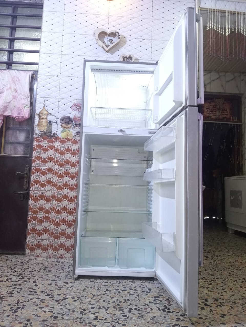 ثلاجه ٢٢ قدم نظيفه جدا السعر ٢٠٠ الشراي خاص يوجد توصيل


**إذا كنت صاحب هذا الإعلان وتريد حذفه لأي سبب، رجاءا أرسل رسالة إلى الدعم الفني**