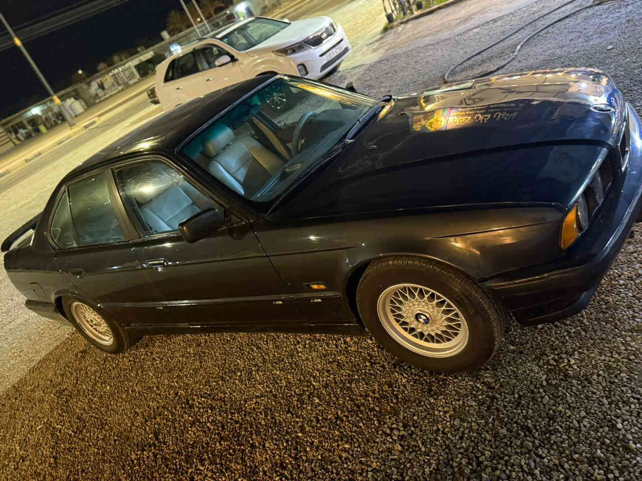 من رخصت الادمن المحترم
السلام عليكم
اخوان
بي ام  دبليو
موديل 1991
بجم عريض موديل 1995
حجم 535
صبغ جماليه 
كشنات كهرباء
دبل جكمجه
تخم تاير ويل كب
السعر 57 بيها مجال
رقم بغداد
مكان رمادي 
هـ***********
واتساب***********
