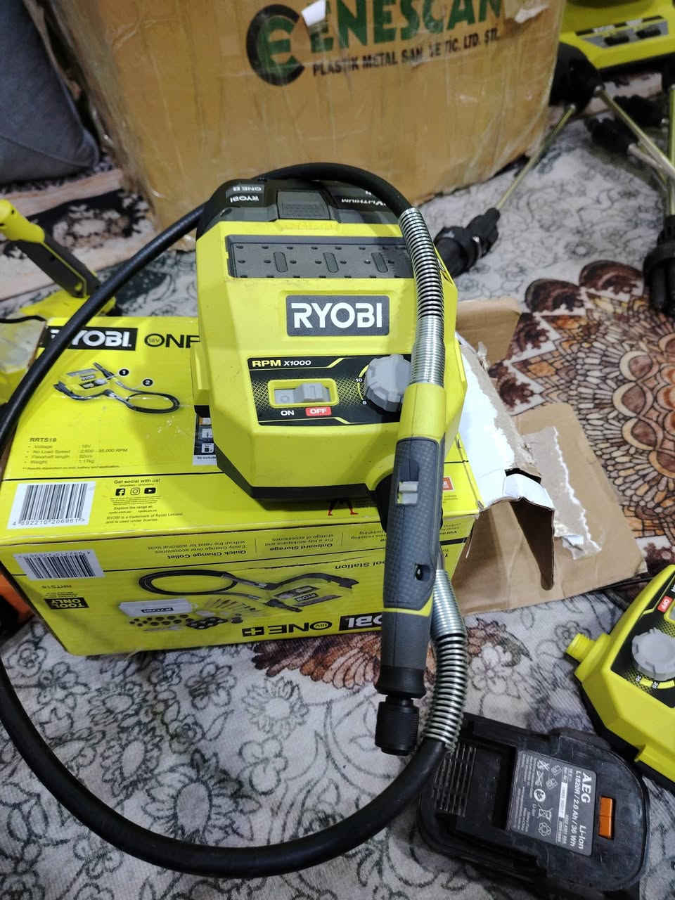 فرطونه ريوبي شحن ١٨فولت راقية جدا فارغ ٦٥ الف


**إذا كنت صاحب هذا الإعلان وتريد حذفه لأي سبب، رجاءا أرسل رسالة إلى الدعم الفني**