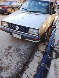 جيتا للبيع موديل 87 رقم ألماني سنويه خضره شرط التحويل من الشرعي محرك ب...