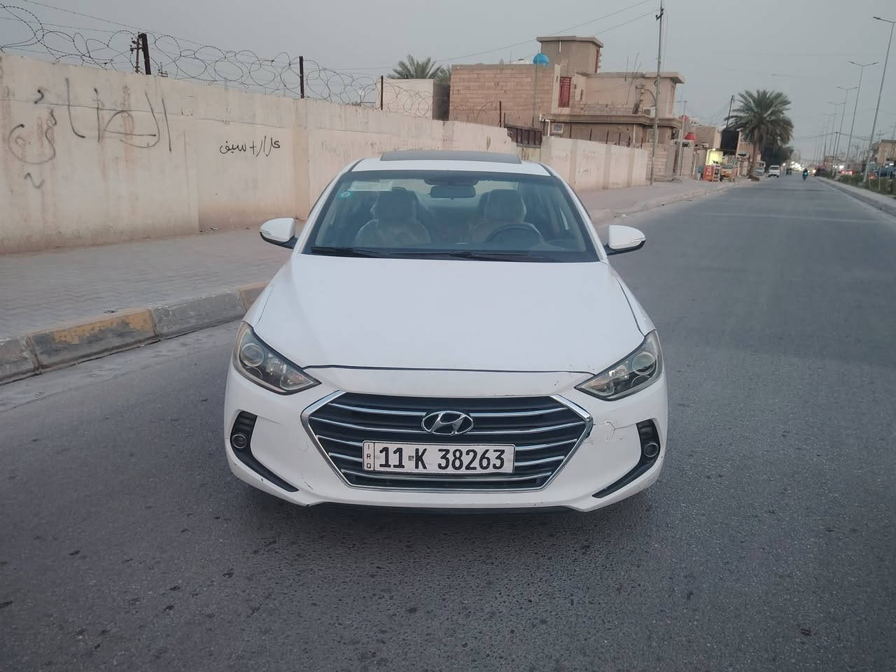 سلام عليكم سياره نوع النتره موديل 2017خليجي فول مواصفات واحد عله واحد فتحه شاشه كامره حساسات تحكم ستيرن جهتين خمسه ويل كب شاير مري تحكم مري مري شفط كشنات  جلد تدفاه تبريد قطعتين كفاله كير مكينه حداديه تخم تاير تبريد مكفوله من ضربه او تبدي او صبغ عده قطع كلير ولباقي كفاله العنوان كربلاء السعر 138بيه مجال بس رقم ***********الهاتف
