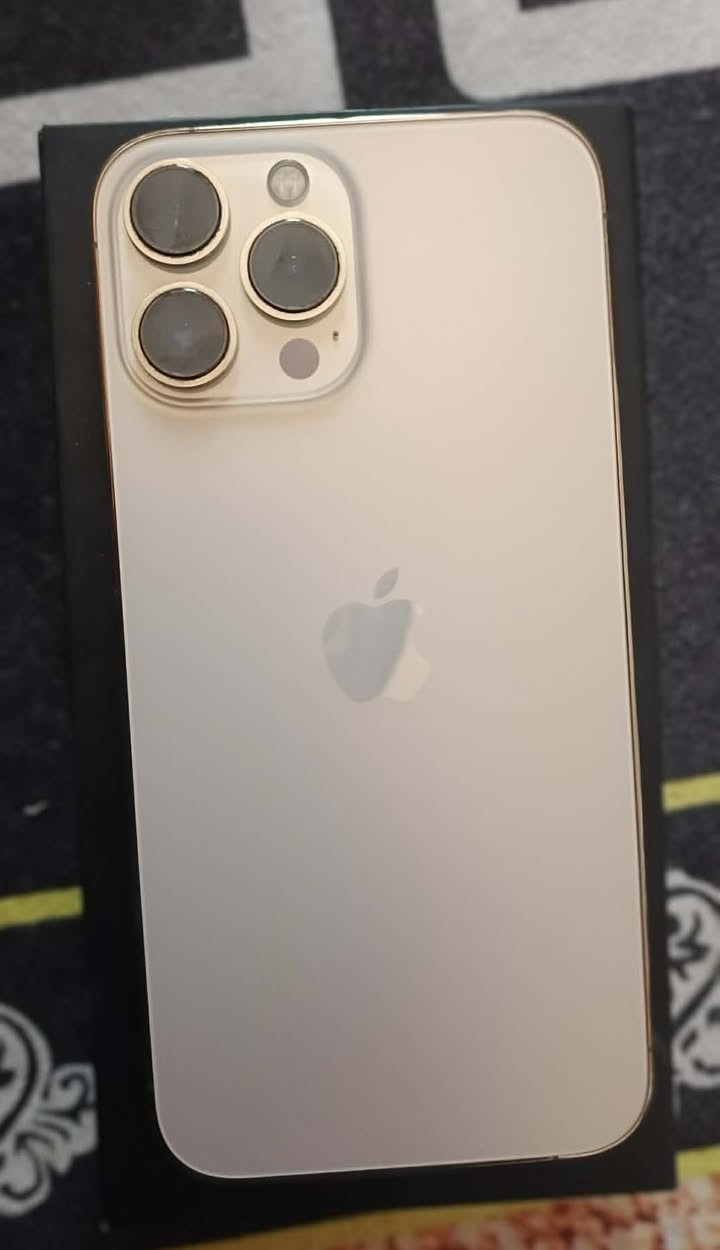 السلام عليكم
ايفون 13pro max 
جهازي كلش نظيف شخط مابيه 
وياه كارتون 
السعر 600
***********
