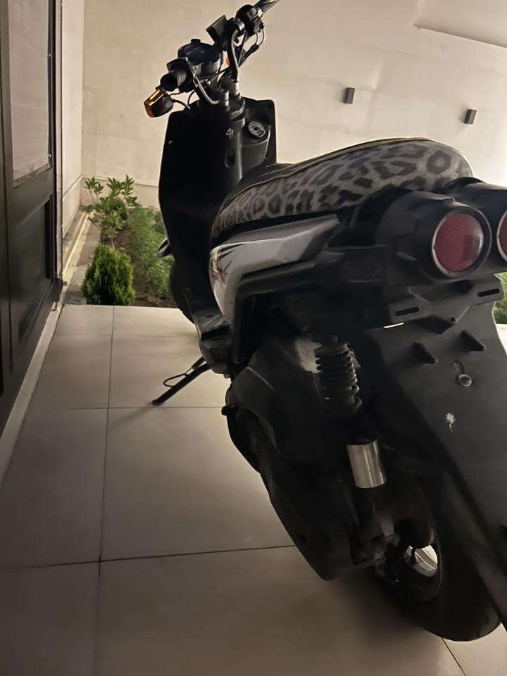 سكنس جبلي  صالنه فقط لحيم  يرادلها   الصور كدامه مجفته   *********** واتساب فقط
