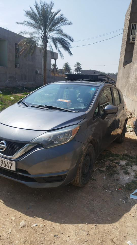 السلام عليكم نيسان فيرسا للبيع فقط رقم  بغداد نظيفه مكانها ديالى موديل 2018 *********** السعر 75 بيها مجال
