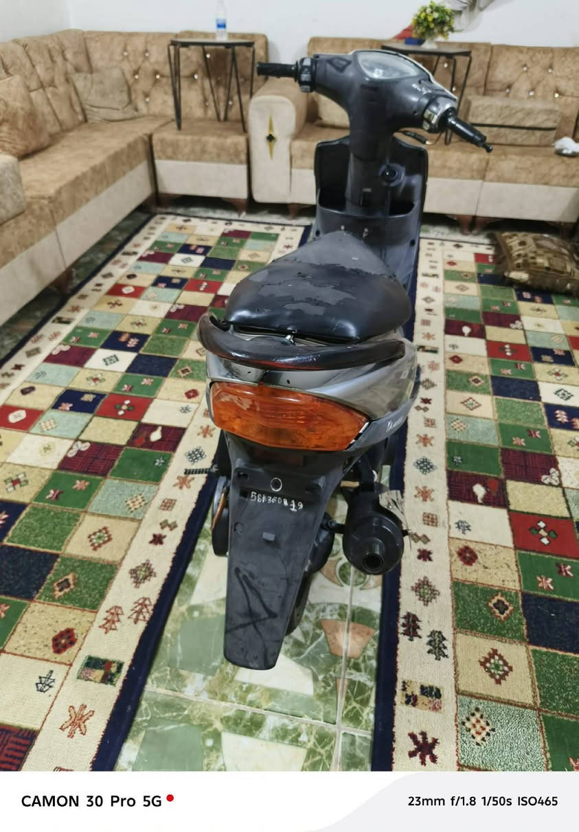 سلام عليكم وينه اليدور زين دراجه لبيع ماكس عدله 55 السعر 550وبيه وبيه مجال ***********
