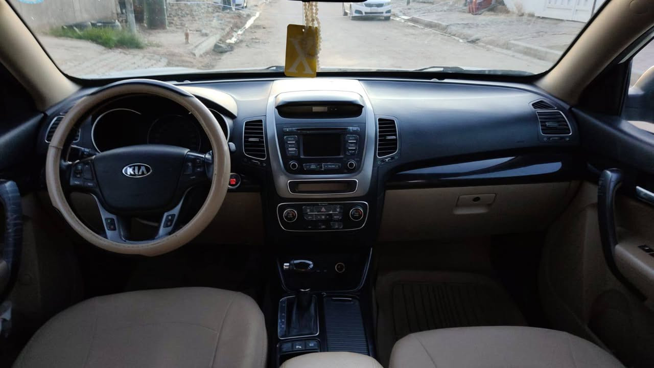 سورنتو 2015 4 سلندر فقط بارد بسيط 
كير مكينة حدادية تبريد جاهزة السعر 163 مكاني الديوانية ***********
