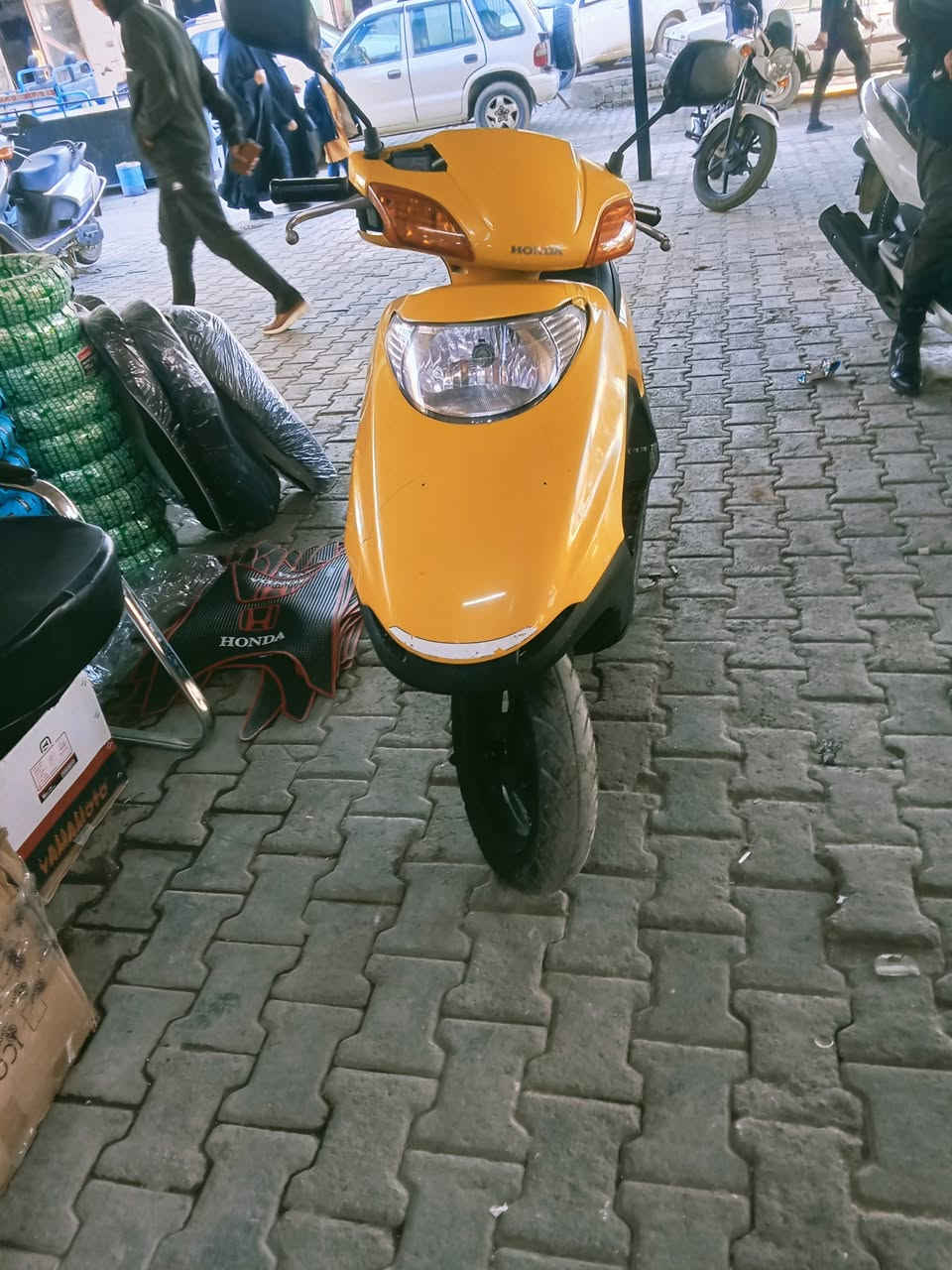 سبيسي ياباني دراجه كله بلاديه مكينه ناعمه كفرات أصلي بلادي مكينه أول فتحه رايمر مفتوحه سعر ٧٢٥وبيه مجال مكاني كوت مركز مدينة رقمي ***********
