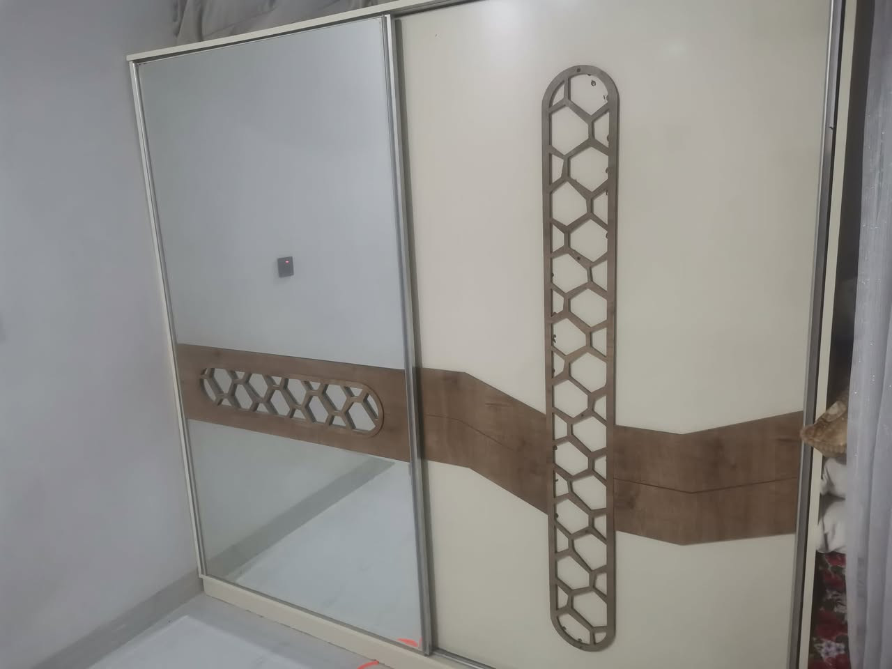 كنتورو ميستواليت و ٢ كومدي للبيع كل على ٥٠ ألف 
مكاني كركوك بنجاعلي 
واتساب ***********
