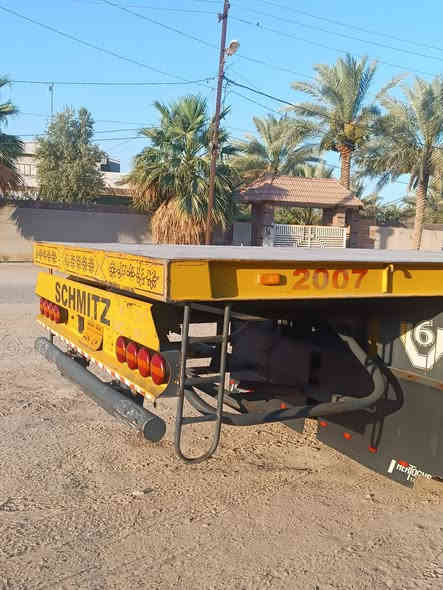 السلام عليكم سيارة للبيع فول مواصفات موديل 2006 مكينة 500 كير أوتماتيك رتايدر ثلاجة تبريد + سبلت لاتنقيص ولا تبخير سنوية لل 27 مسجلة 4 دناكير راس وعربانة للأتصال على هذا الرقم ***********
