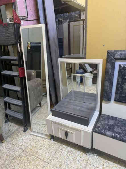 العنده استفسار وتساب ***********
