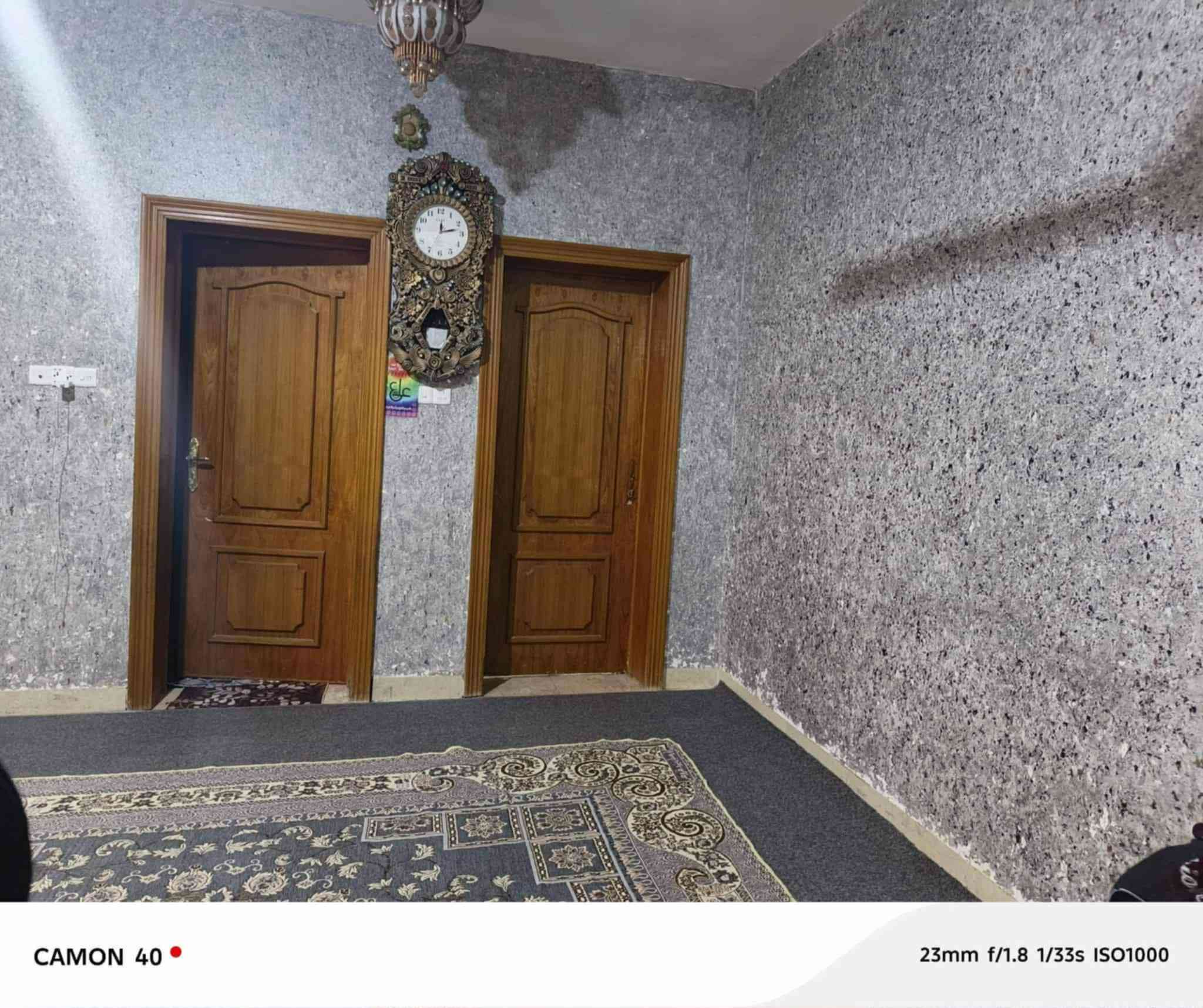 تحيه طيبه لمتابيعنا الكرام 💠
متوفر دار سكن للبيع منطقه ام هوش قريب من محطة الكهرباء النزله الأولى تبليط نقل أسهم  مساحته ٥٠٠م مساحه البناء ٢٨٠م....بناء كونكريت مسلح الارضيه مرمر.. . يتكون من طابق واحد.
غرف نوم ٣
استقبال
صالة
مطبخ
صحيات ٢
حدايق جانبيه ٢
طارمه
للاستفسار مراجعه مكتب ابو سلام للعقارات سماوه حي الصدر قرب فلكه ساعه مقابيل مطعم دجله......
واتساب ***********
اتصال ***********
