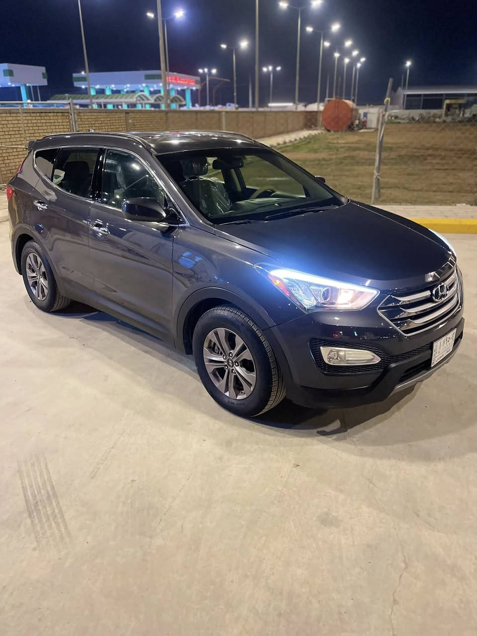 السلام عليكم
سنتافي 2016 رقم واسط بأسمي تحويل مباشر 
كلش جديدة السيارة كفالة گير ومحرك ودواخل 
ماشية 70 الف 
السونار مرفق بالمنشور شرط بدون ايرباك والحادث خلفي 
السعر : 150 ورقة وبيها مجال 
مكاني كوت 
***********
