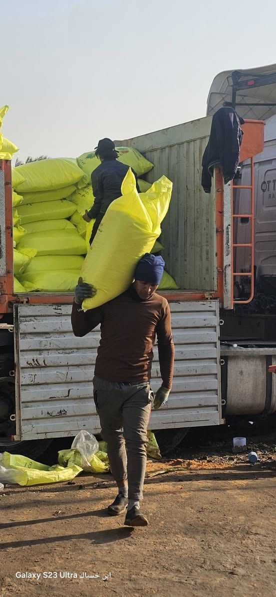 وصول سمادابيض عراقي محبب درجه أوله أسعار مناسبه جدا توصيل مجاني موقع ام عباسيه علاه نهر الحيدري متواجدون طوال النهار لاستفسار اتصال علاه الأرقام *********** *********** قيس ابو زيد
