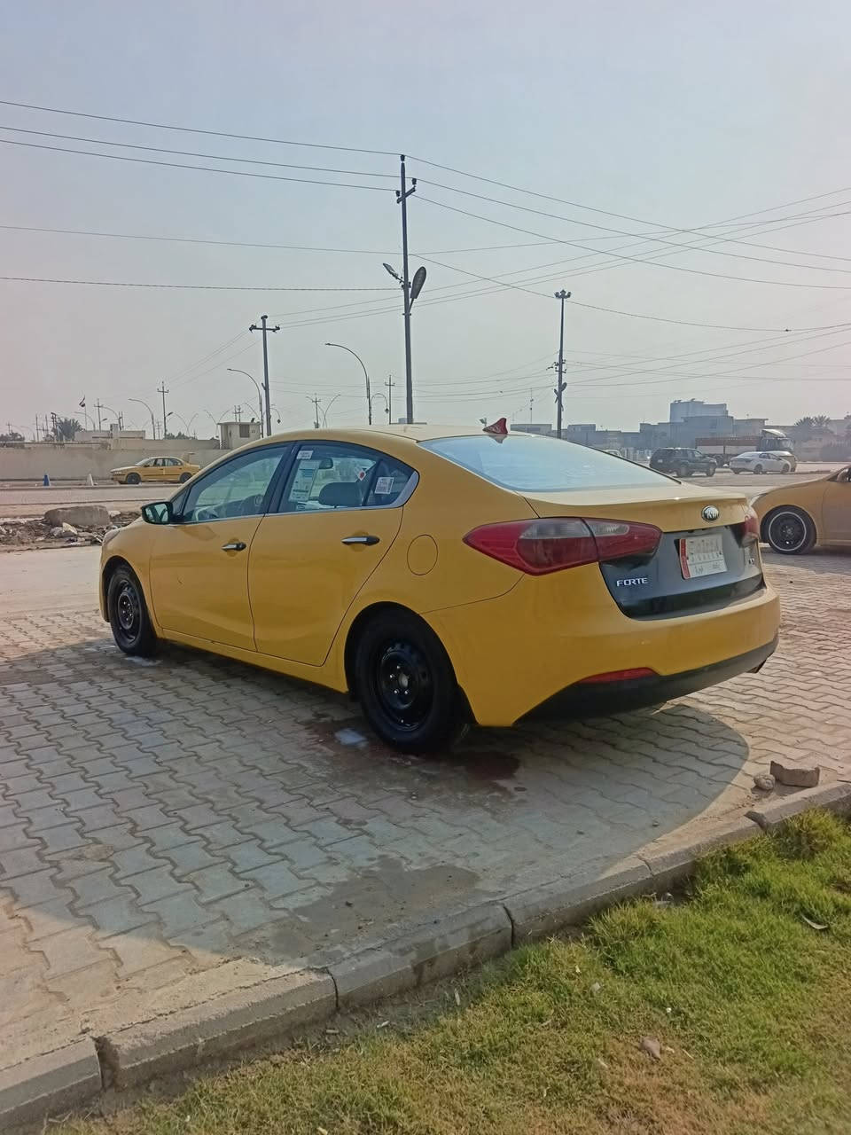 السلام عليكم فورتي 14 مواصفات فول فتحه تحكم ستيرن انضمه قياده قطعتين تبريد شاشه كشنات جلد تدفه داخل اسود صاج مري شفط  نضام ايكو  مانع انزلاق  صبغه واحد ماشيه 13000 السياره ليبل واحد  حادث جاملغ خلفي لا عابر ولا كص موضح بل منشور مكينه 2000 جداي  كير مكفول  رقم بغداد سنويه نكليزي   مكاني واسط كوت  ‏‪***********‬‏
