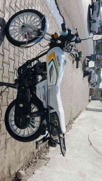 دراجة للبيع مديل 24مكفولة بس بيهة ناقصه تبديل بنز خلفي فقط ولباقي مكفوله بصمتين بيهة تشغيل عن بعد سعرهه 900وبيهة مجال مكاني بغداد مدينت الصدر شارع الداخل *********** وتساب فقط ***********تصال
