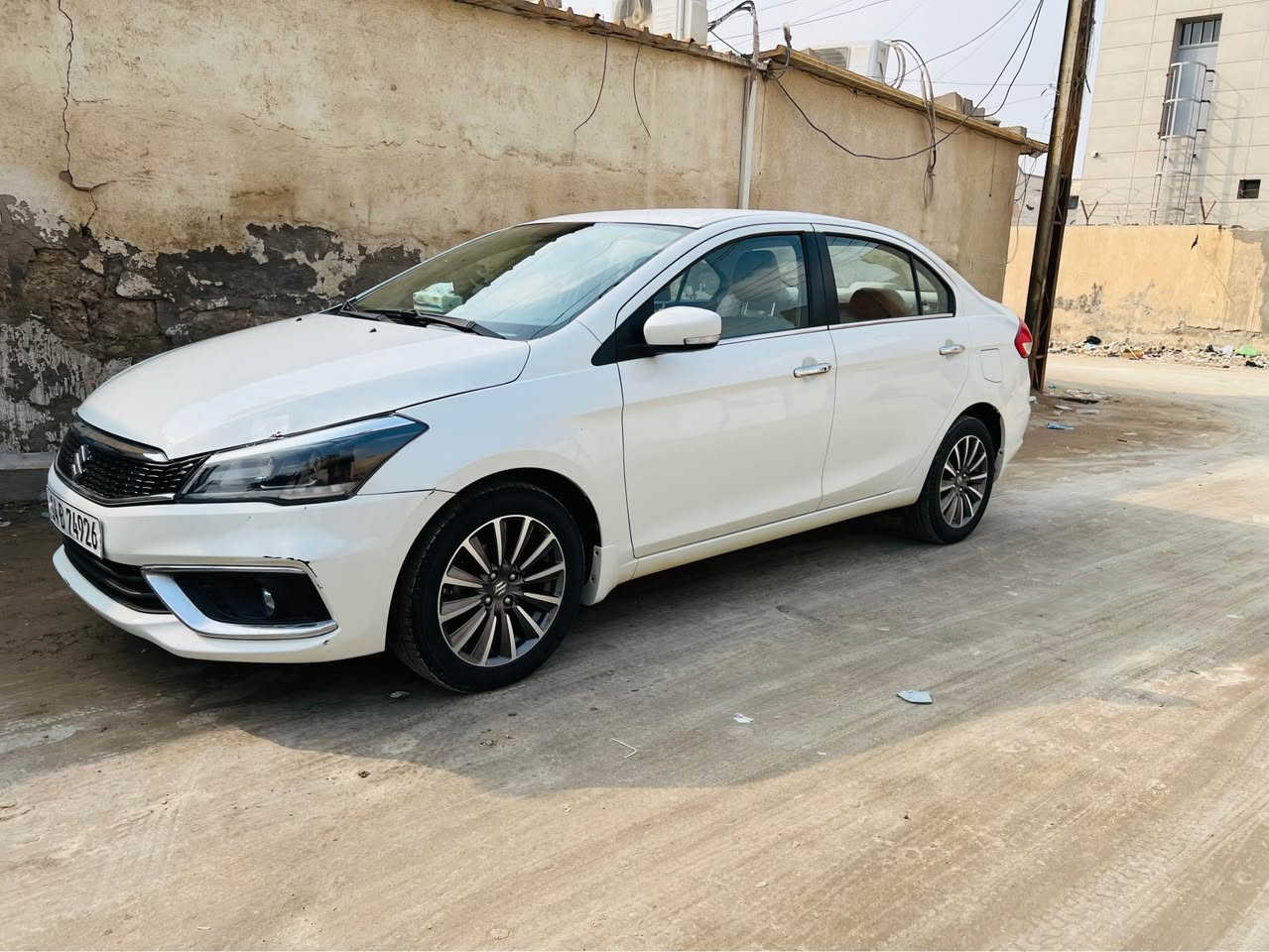 للبيع سازوكي سياز 2023 زيرو ماشيه 17 كفاله من صبغ والضربه والتبديل السياره اقصاد نظام كفيل سياره مواصفات بصمه تشغيل بصمتين بالبيبان 
اشاير بالمري تحكم استيرن كشنات جلد كامره خلفيه حساسات خلفيه حساس ويل لايتات زنون  السياره على وضع الشركه السبير مانازل السعر 115 وبيها مجال قليل الاستفسار *********** البصرة, العراق
