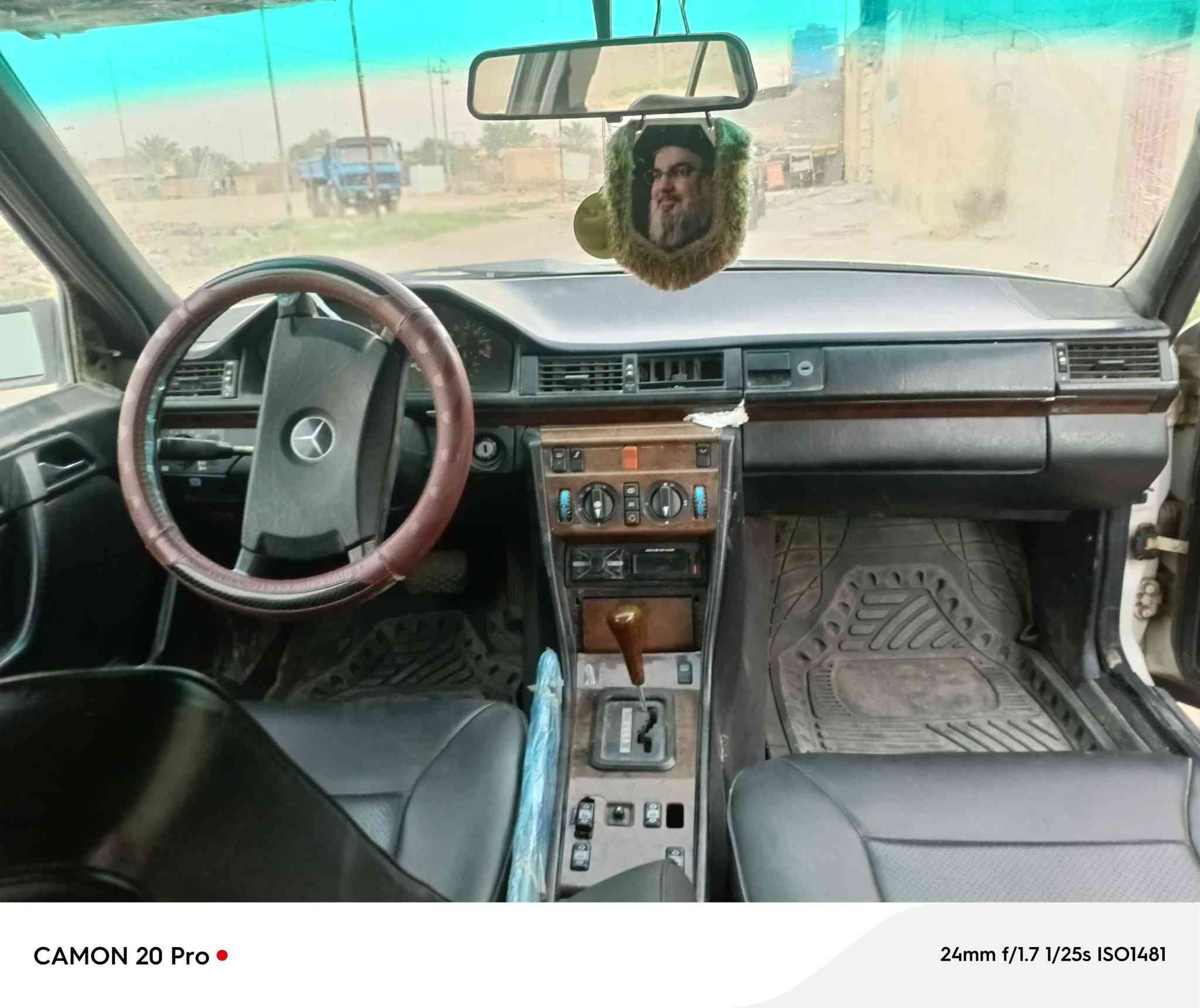 السلام عليكم مارسدس دب للبيع موديل 87رقم بغداد دولي مكينه وكير 3000شرط لاتنقيص ولاتبخير كفاله تبريد ثلج كهربائيات كلها شغاله والكشر شوف العين دواخلها حلوه مكاني ذي قار قضاء النصر السعر 57وبيها مجال رقم الهاتف ***********اتصل وتدلل
