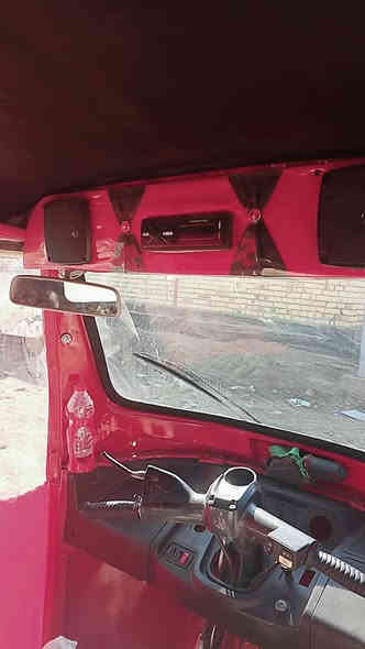 تكتك موديل 17 شهر الاخير ماكينه 25 اوراق اصوليه تكتك جوهره تشوف عينك كامله من كل شيء رقم الهاتف *********** حتى مو بوب بيها
