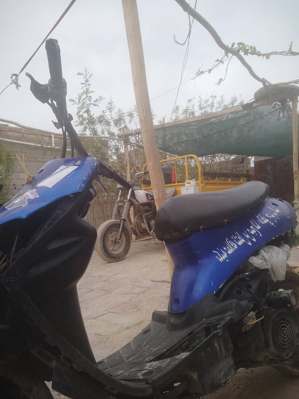 دراجه ماشاء الله خير من الله 
شاصي نضيف لايت بكلايت  سعر 175 مكاني قضاء الخضر


**إذا كنت صاحب هذا الإعلان وتريد حذفه لأي سبب، رجاءا أرسل رسالة إلى الدعم الفني**