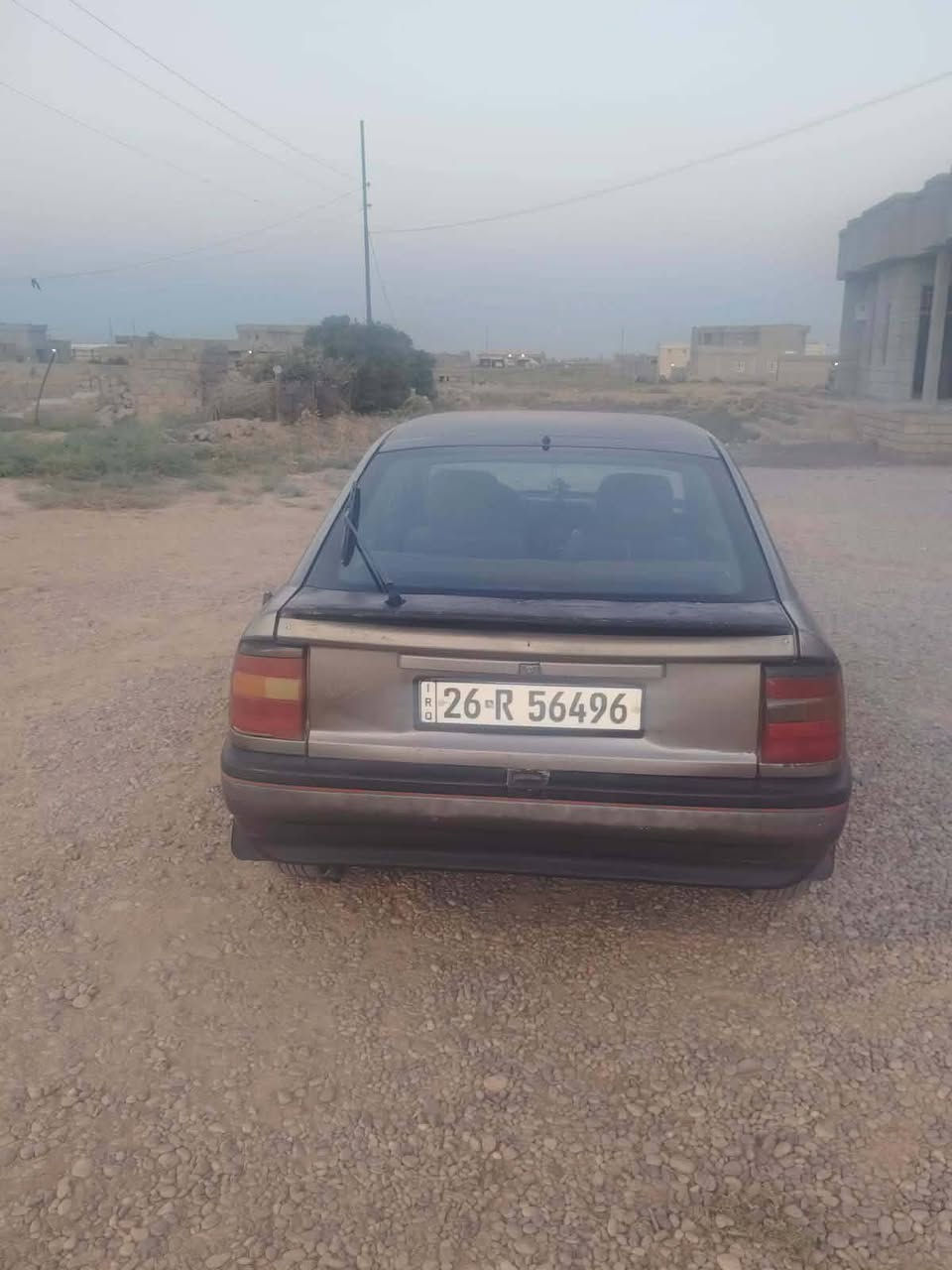 السلام عليكم مكلف بلنشر فكترا للبيع حجم 20كيرمحرك شرط موديل 91رقم دولي طخم جديد تاير جدد كهربائيات كلهه شغاله بدون صبغ شرط وكاله وتحويل السعر 32وبيهه مجال ***********
